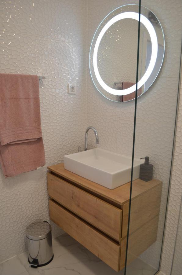 Apartments Korina ツリクヴェニツァ エクステリア 写真